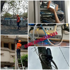 Pekerjaan Lapangan dan Perangkat. Dokumentasi tim saat menangani perangkat dan jaringan.